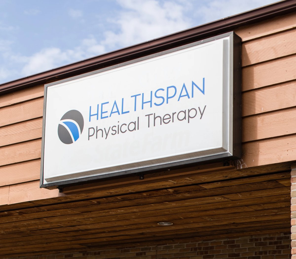 How Physical Therapy Clinics Are Like Pharmacies